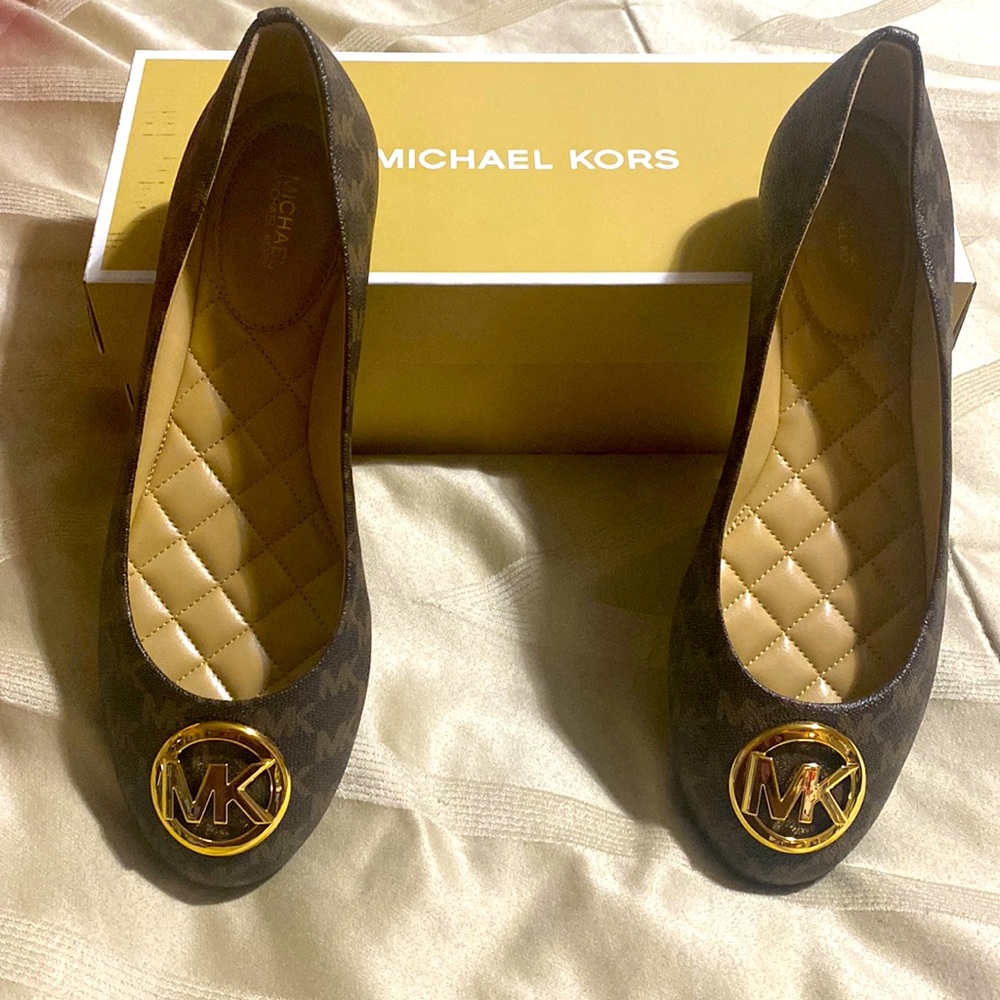 Michael Kors Flats